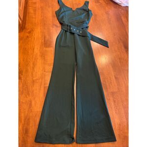 Woman’s Akira jumpsuit size M green